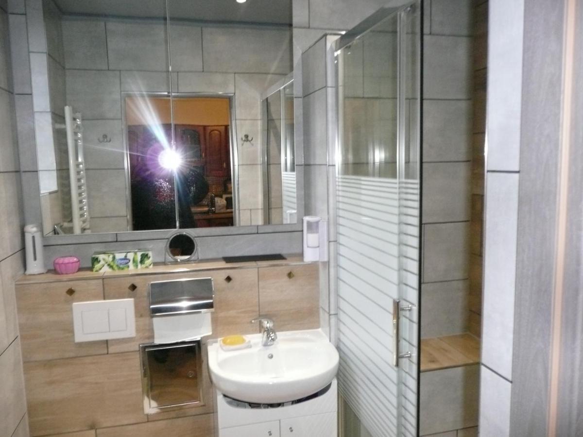 Apartament U Eli Appartement Jelenia Góra Buitenkant foto