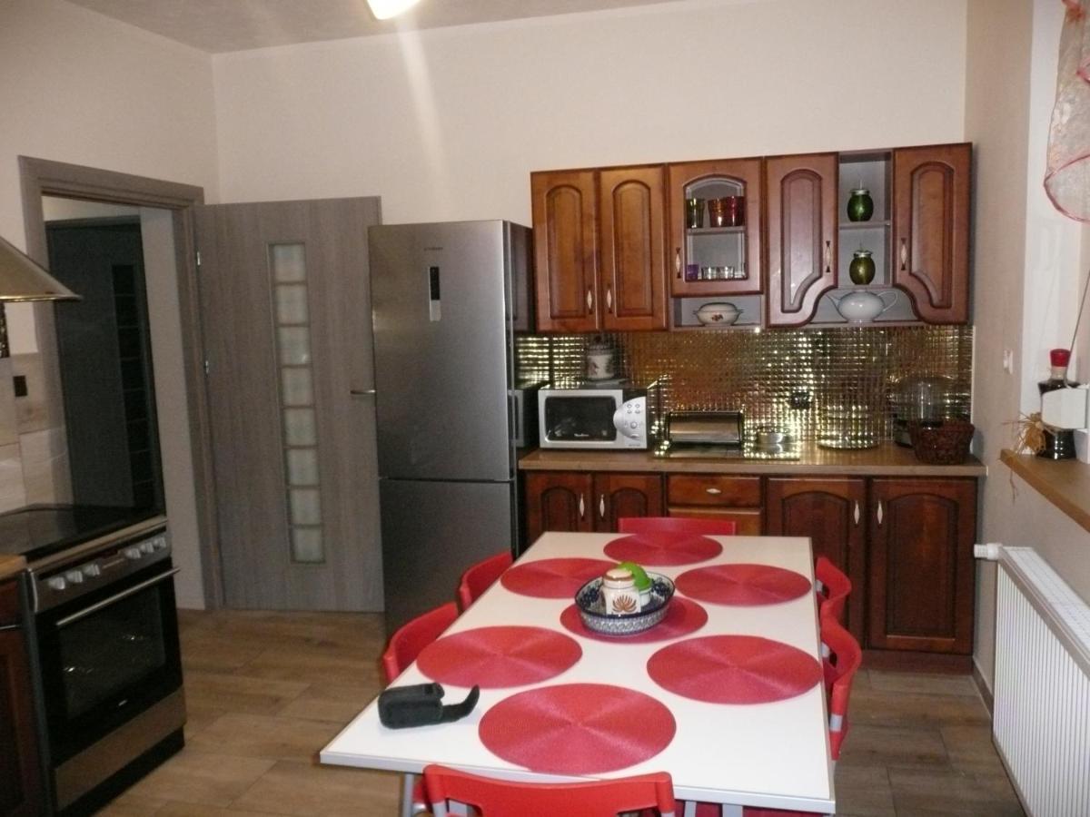 Apartament U Eli Appartement Jelenia Góra Buitenkant foto